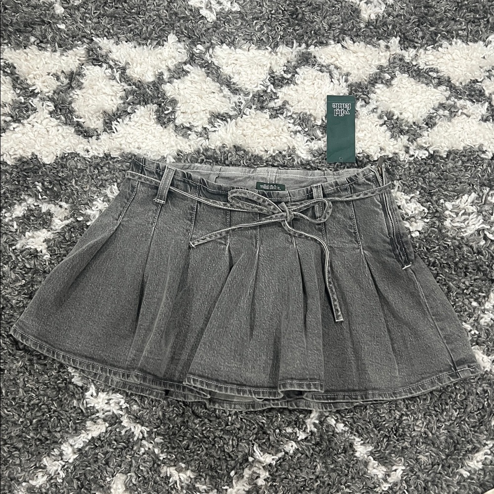 NWT Wild Fable Gray Denim Pleated Skort